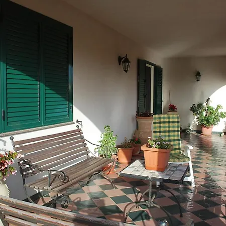 Frühstückspension La Maison Di Elenoire Augusta